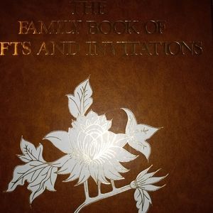 THE FAMILY BOOK of GIFTS AND INVITATIONS Wedding planner Journal, Christmas.